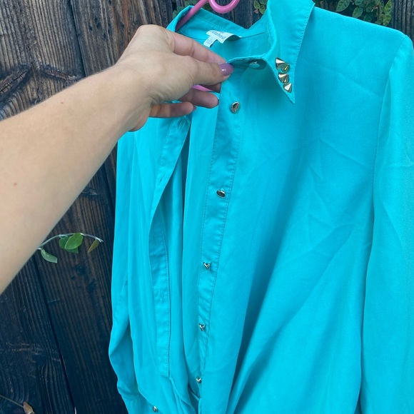 Turquoise top - Picture 4 of 5